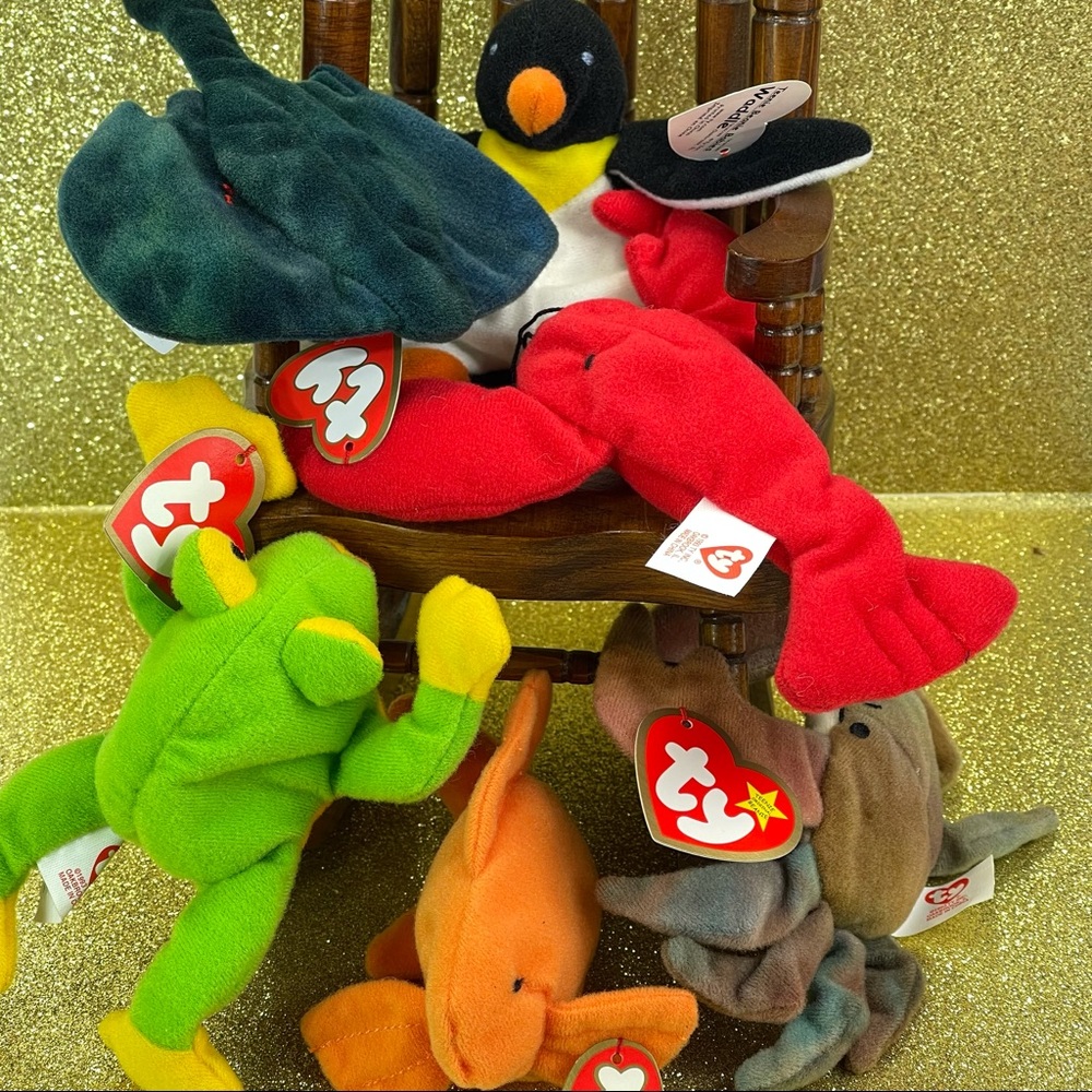 Lot of Ty Beanie Babies ( most with tags)